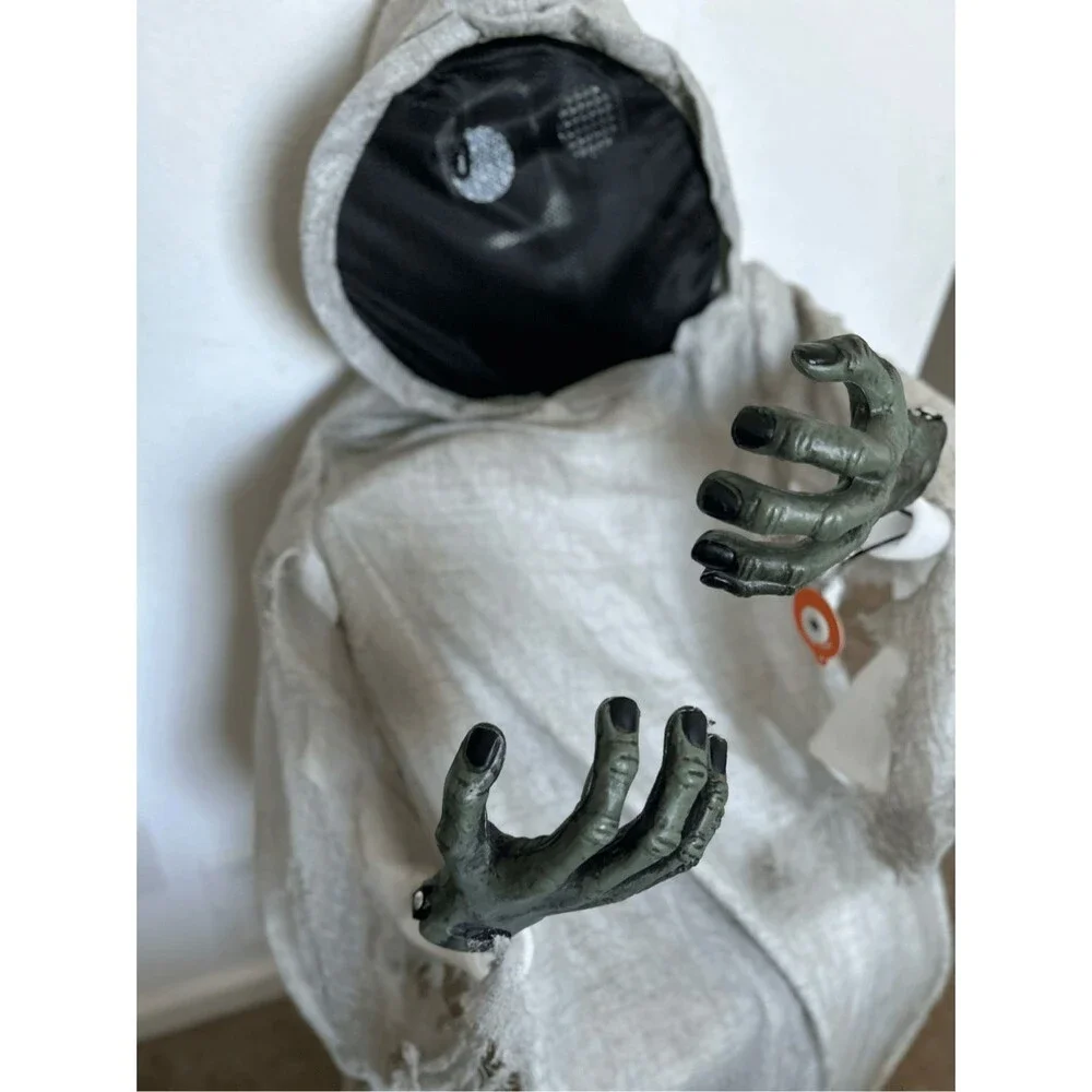 Halloween creepy hanging ghost gray with lighting eyes and scary different sound